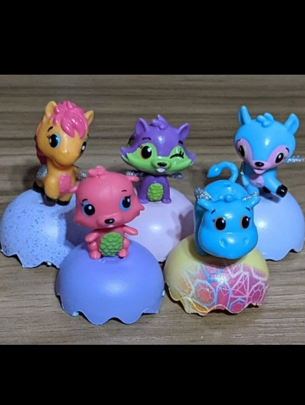 Hatchimals Season 1 Bundle Four: 5 Mini Figures